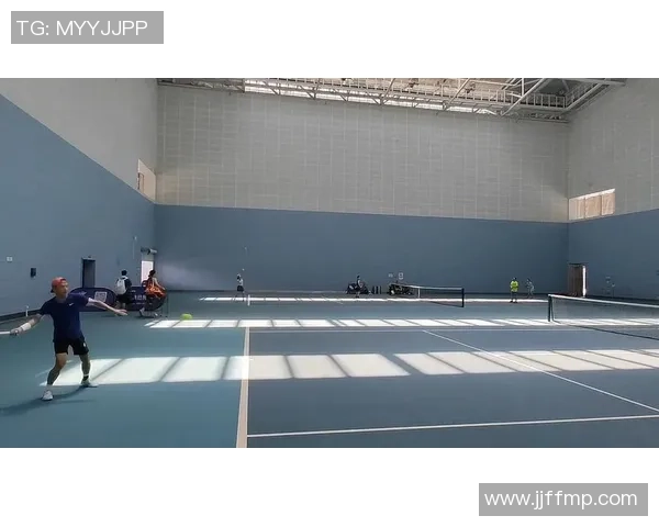 重庆网球队的速度之谜：网球巨献背后的训练与技巧探讨