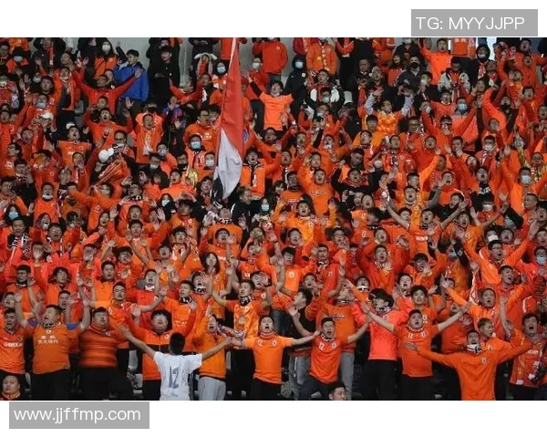 重庆篮球队耐力争议引发热议球迷对球队表现的不同看法与期待 重庆篮球队耐力争议引发热议球迷对球队表现的不同看法与期待