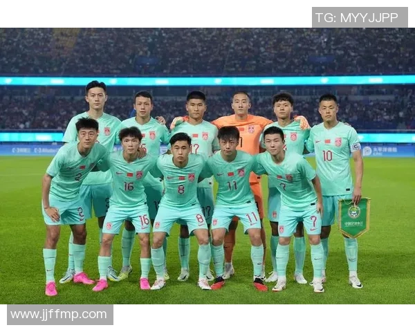 赛后分析:杭州足球队与成都足球队球员个人能力对比与表现评估 赛后分析:杭州足球队与成都足球队球员个人能力对比与表现评估