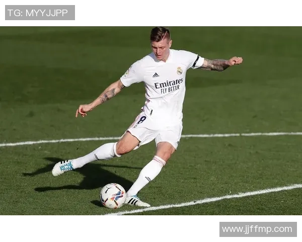 足球明星体操精彩瞬间集锦让你领略运动之美与激情碰撞