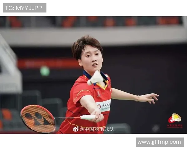 南京羽毛球队的节奏与发展探讨:从训练到比赛的全景分析 南京羽毛球队的节奏与发展探讨:从训练到比赛的全景分析